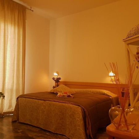 Hotel Romantica Rimini Exteriér fotografie