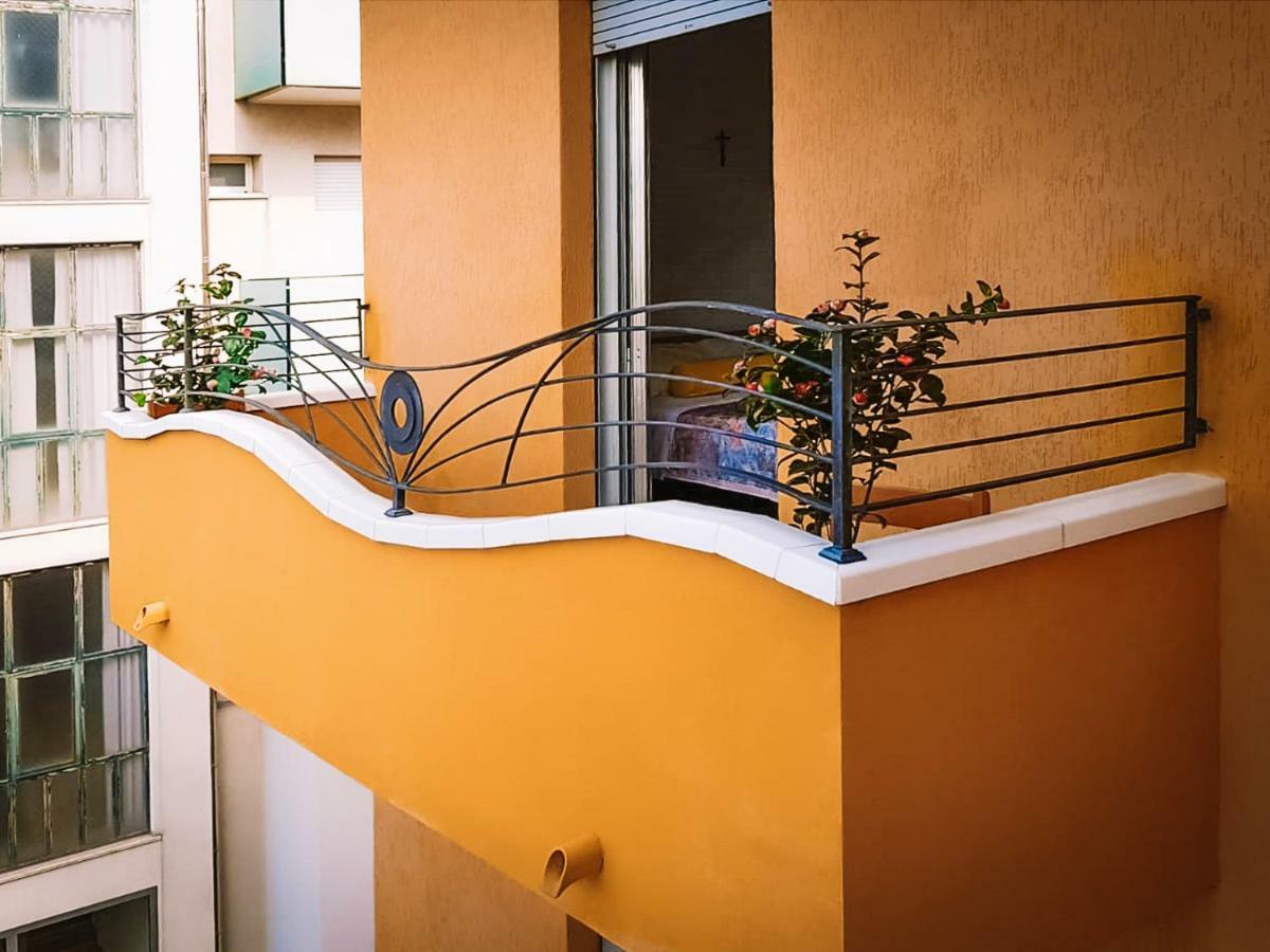 Hotel Romantica Rimini Exteriér fotografie